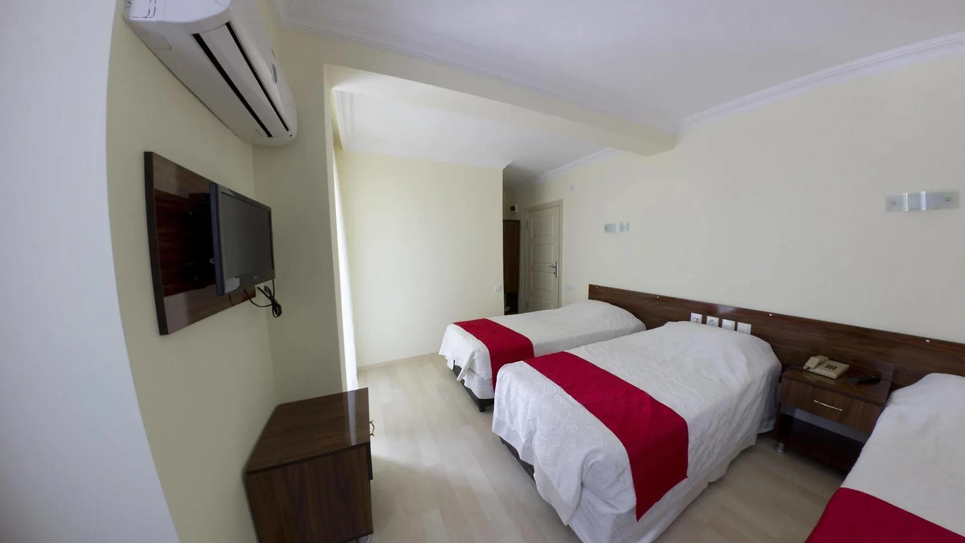 Bodensee Hotel أنطاليا 3*,  تركيا